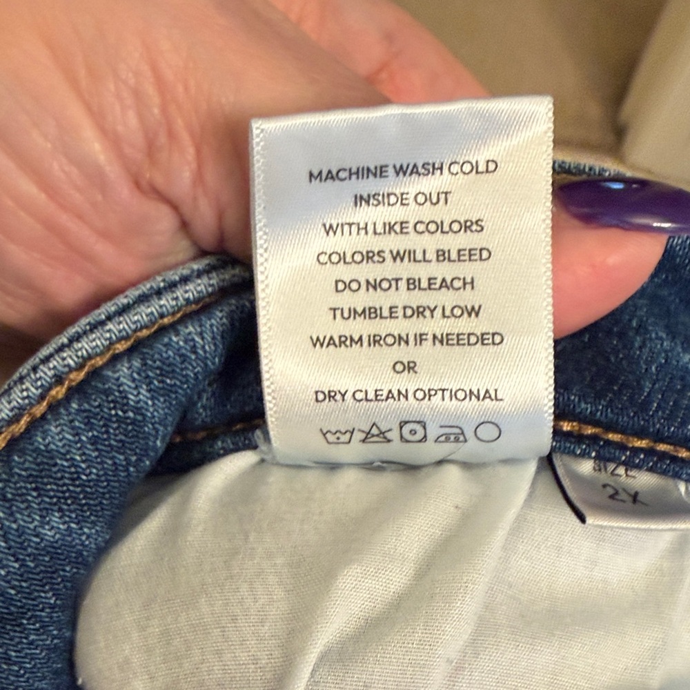 Stylish Distressed Blue Jean Shorts - Picture 11 of 11